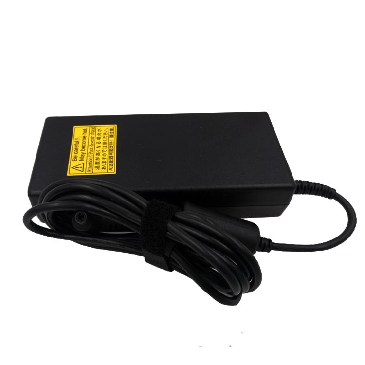 TOSHIBA PA3717E-1AC3 Caricabatterie / Alimentatore